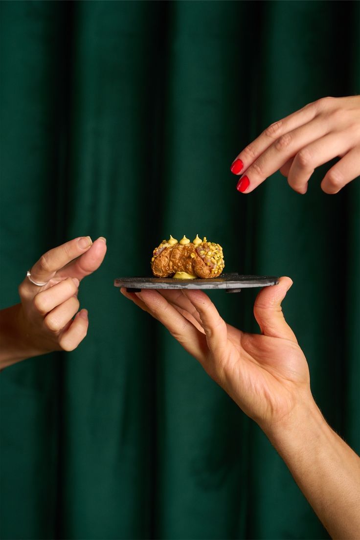 POKE CHIACCHERE _ FINGER FOOD